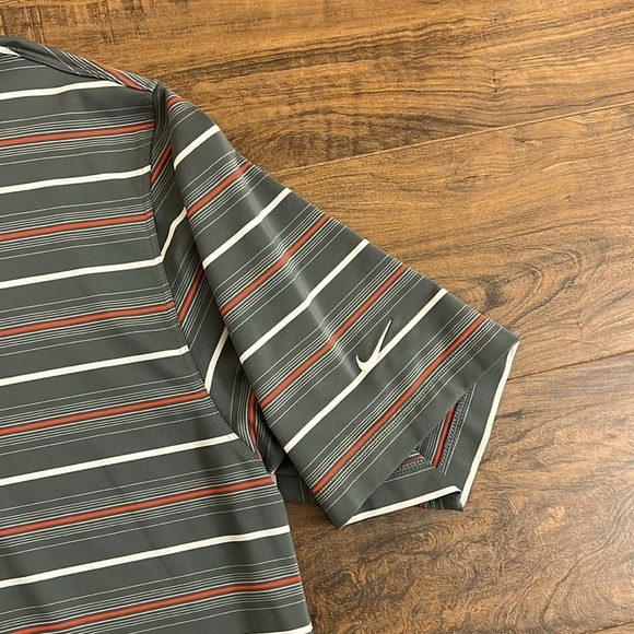 Nike Men’s Golf Polo Shirt w/Logo, Sz. L. - Picture 4 of 10